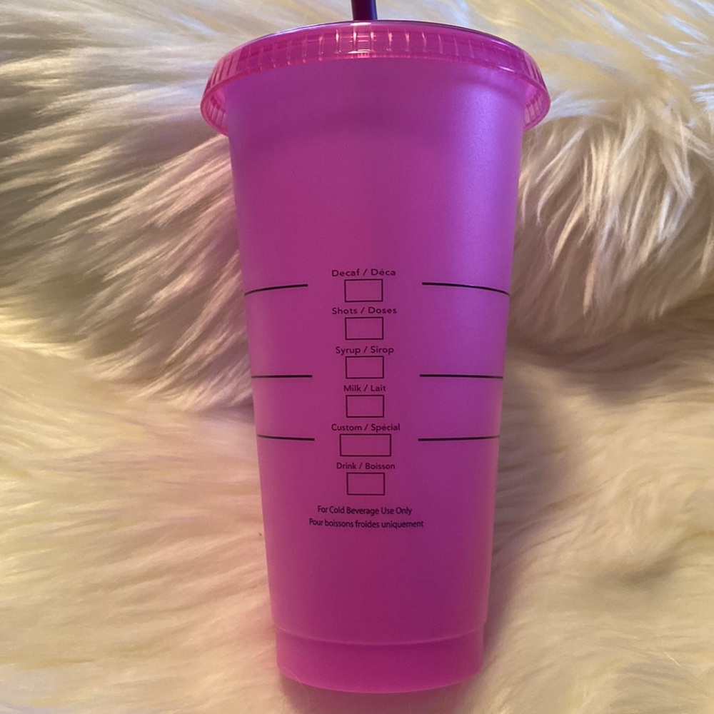 1- Starbucks Color Changing Reusable Cups Choose 1 - Picture 17 of 17